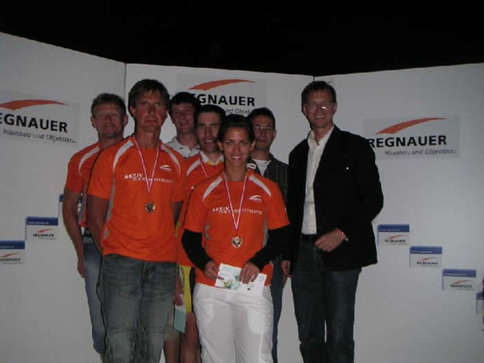 Staffel der Firma Regnauer auf dem 3. Platz beim Seeoner Regnauer Triathlon 2008